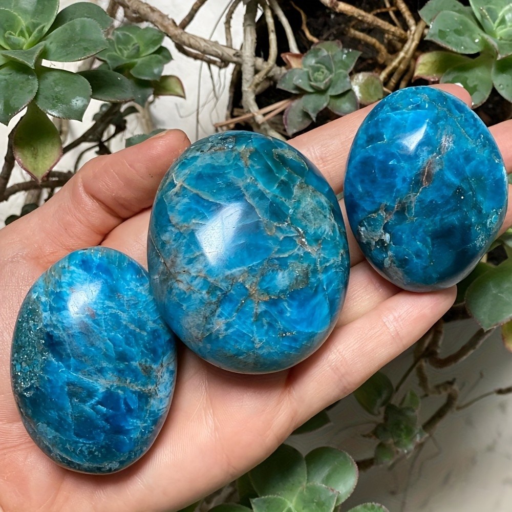 50-100G Crystal Blue Moon Stone Palm Polished Quartz Children’s Gift Home Decor