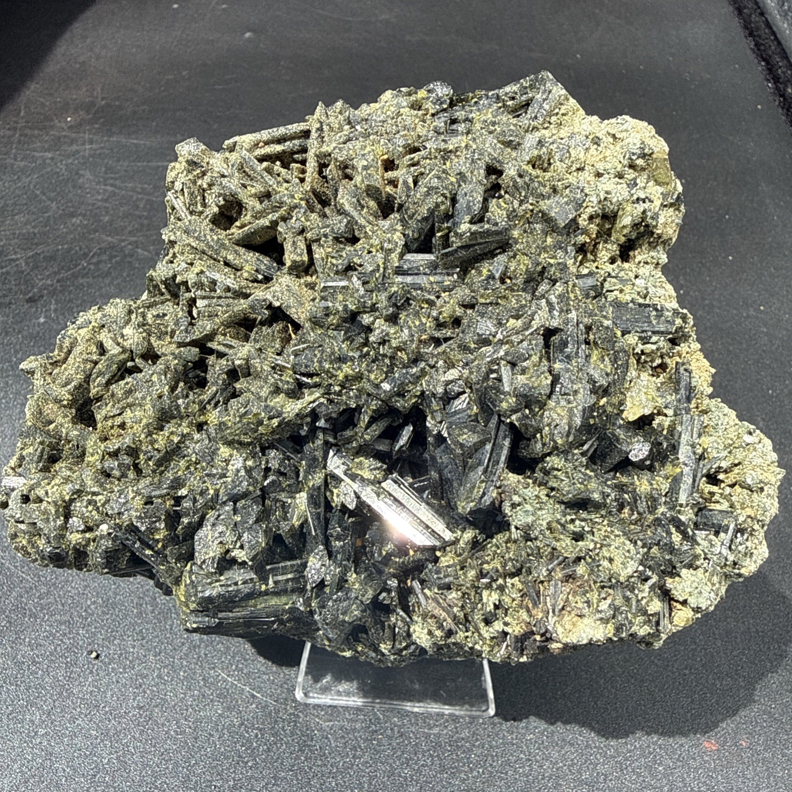 1.6 Lb Large Natural Epidote On Matrix From Pakistan. A+ Specimen,Minerals,Gems.