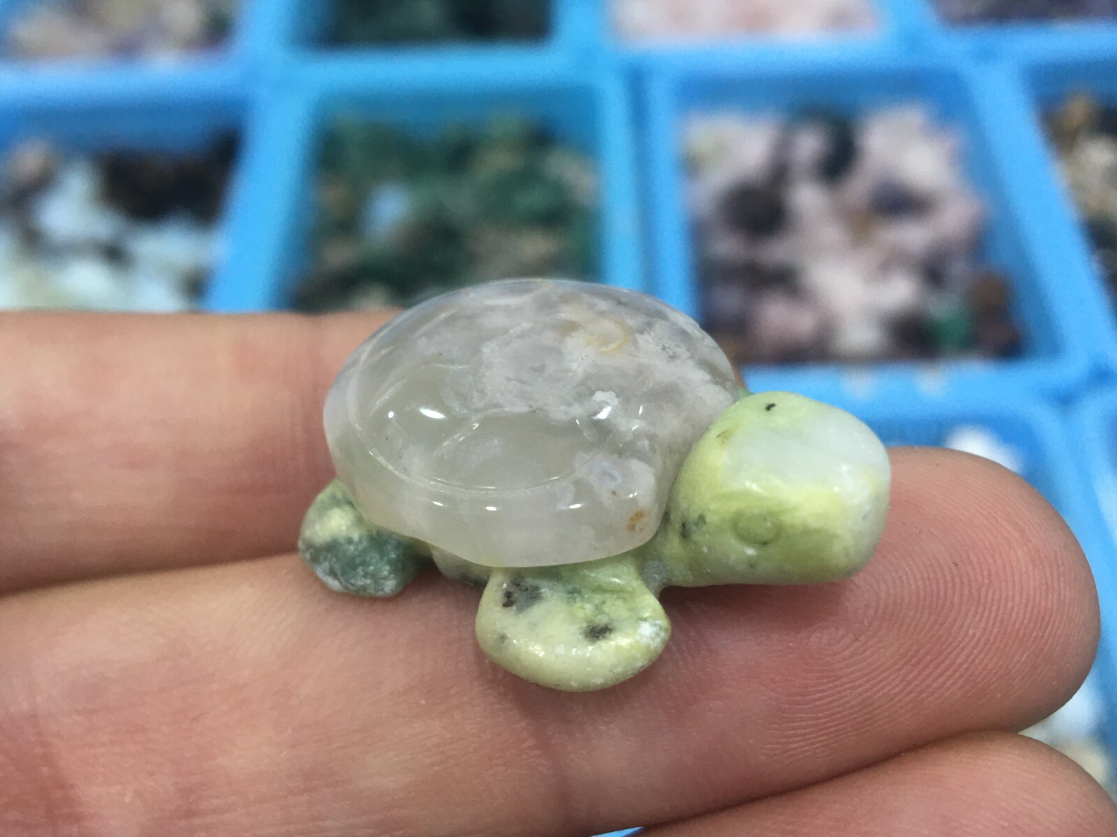 50pc Natural mix Quartz hand Carved Mini Sea turtle crystal Reiki healing