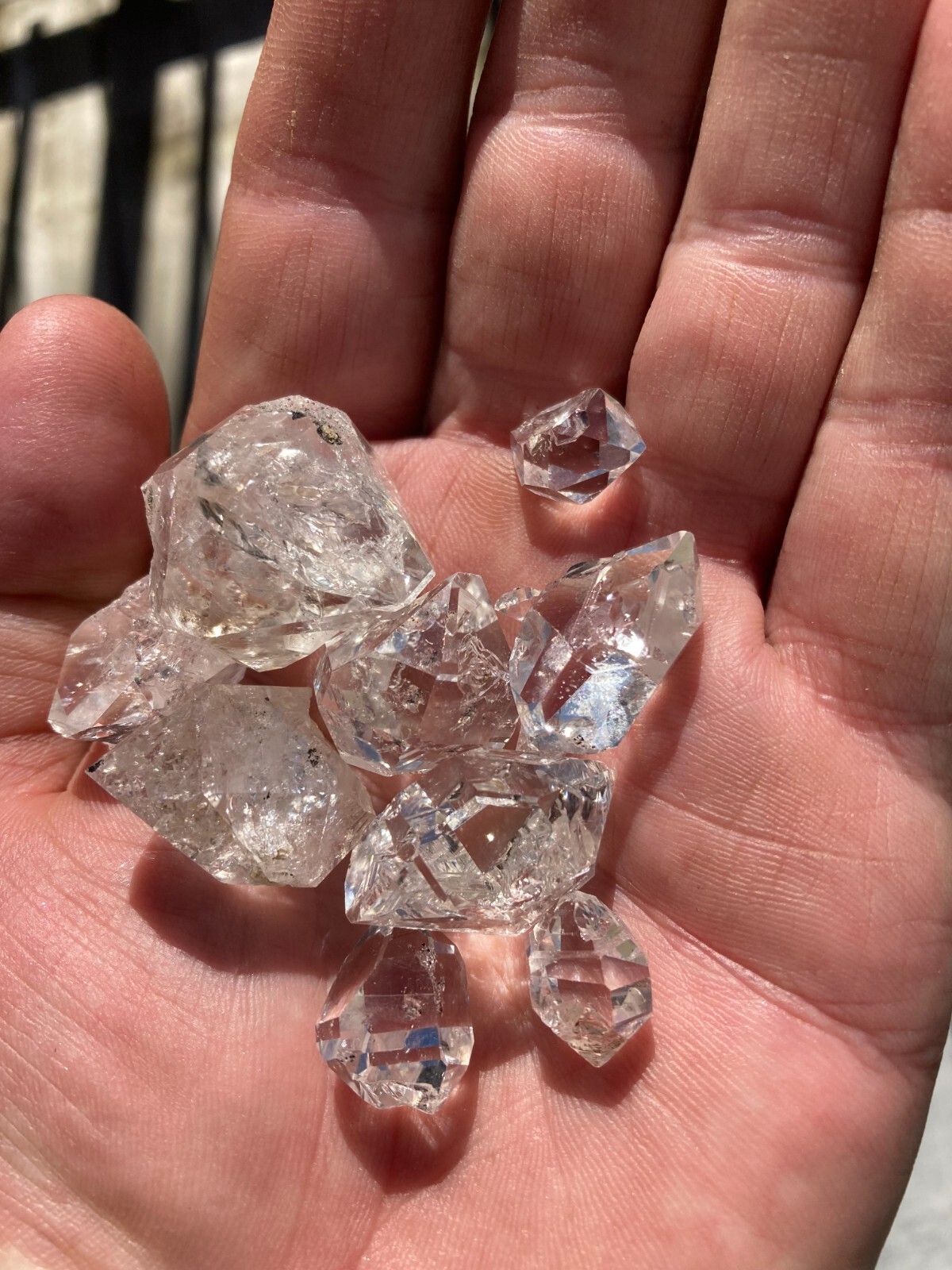 ECLIPSE 2024 NY Herkimer AA+ diamonds that have seen totality! 250 + ct lot#E2 *