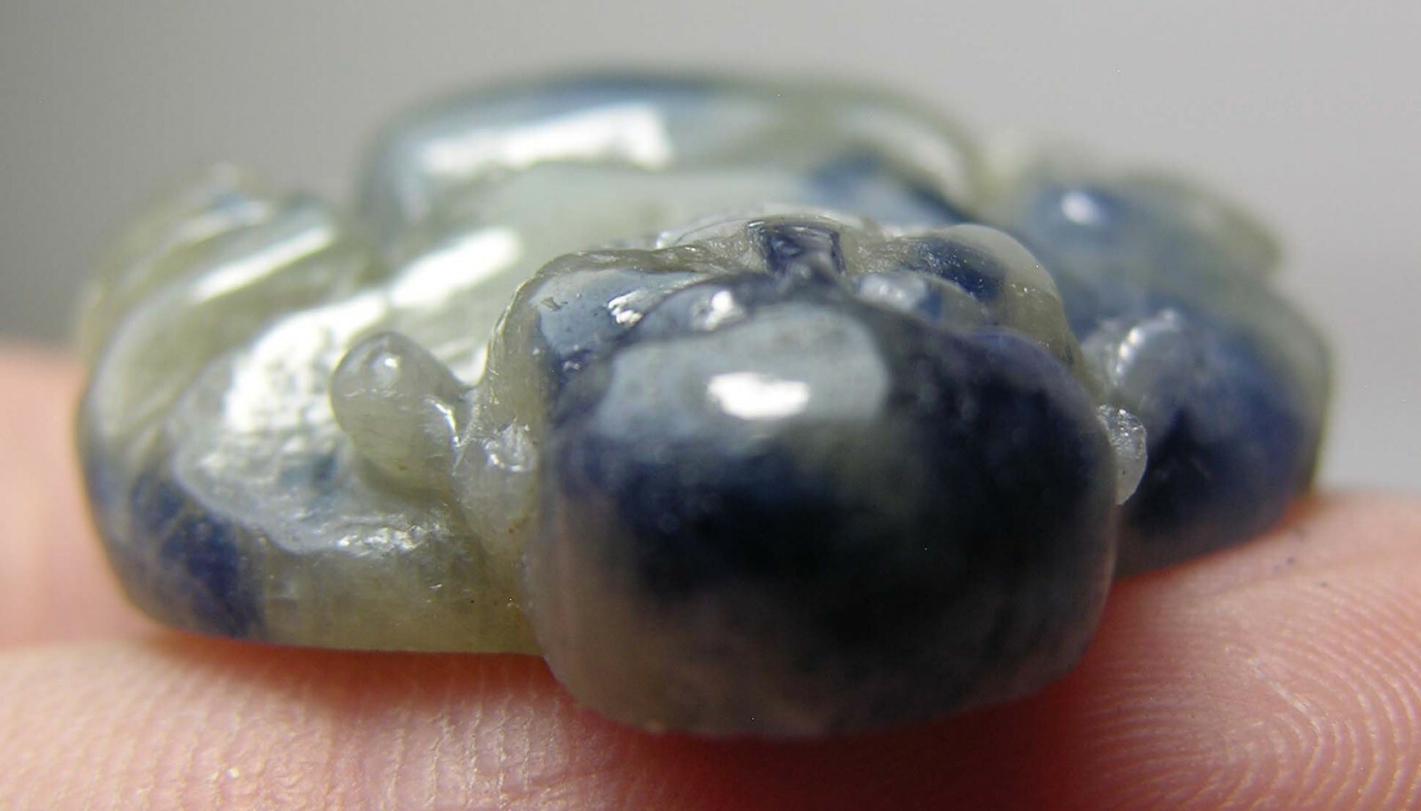 #4 Vietnam 47.60ct 100% Natural Sapphire Buddha Carving Pendant 9.50g 27.00mm