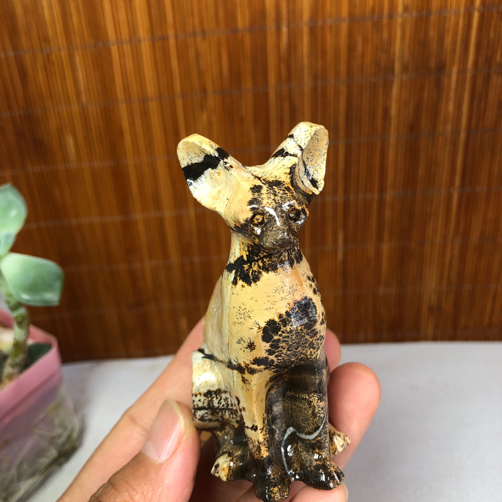 Rare Natural Traditional Chinese Painting Hand Carving Animal Model 109g g8392