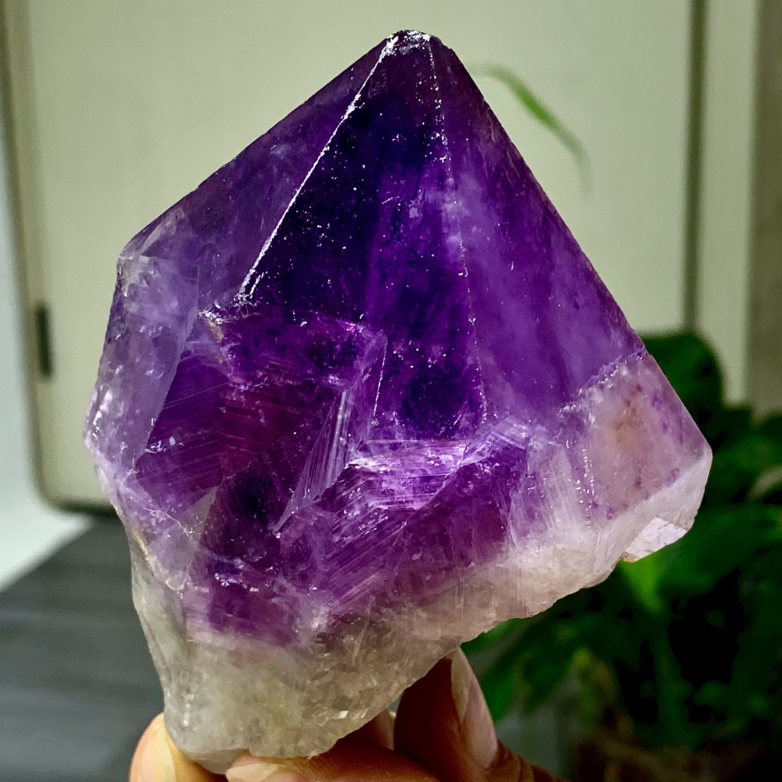 323G Natural Amethyst Quartz Crystal Single-End Terminated Wand Point Healing