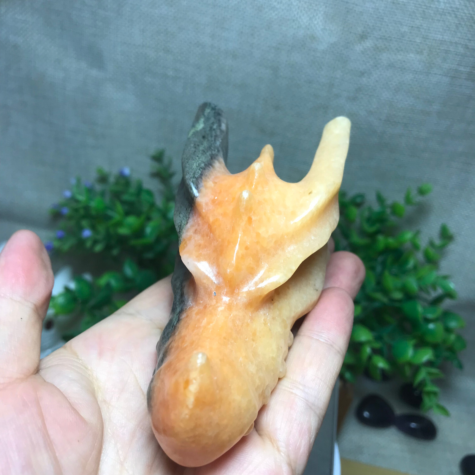 221g Natural Sun Stone Lucky Stone Crystal Gem Carving Wolfhead Christmas Gift