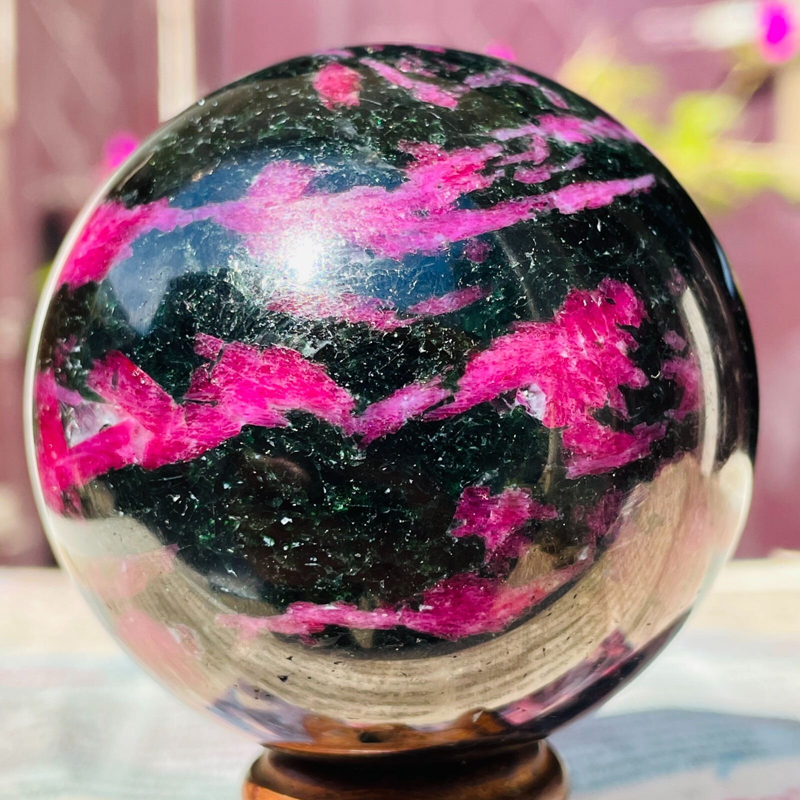 392g Natural Ruby Zoisite Quartz Crystal Gemstone Sphere Ball Specimen Healing