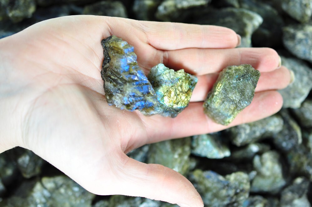 2 lbs Labradorite Rough Stones -Natural Crystal Mineral Rock Specimens Tumbling