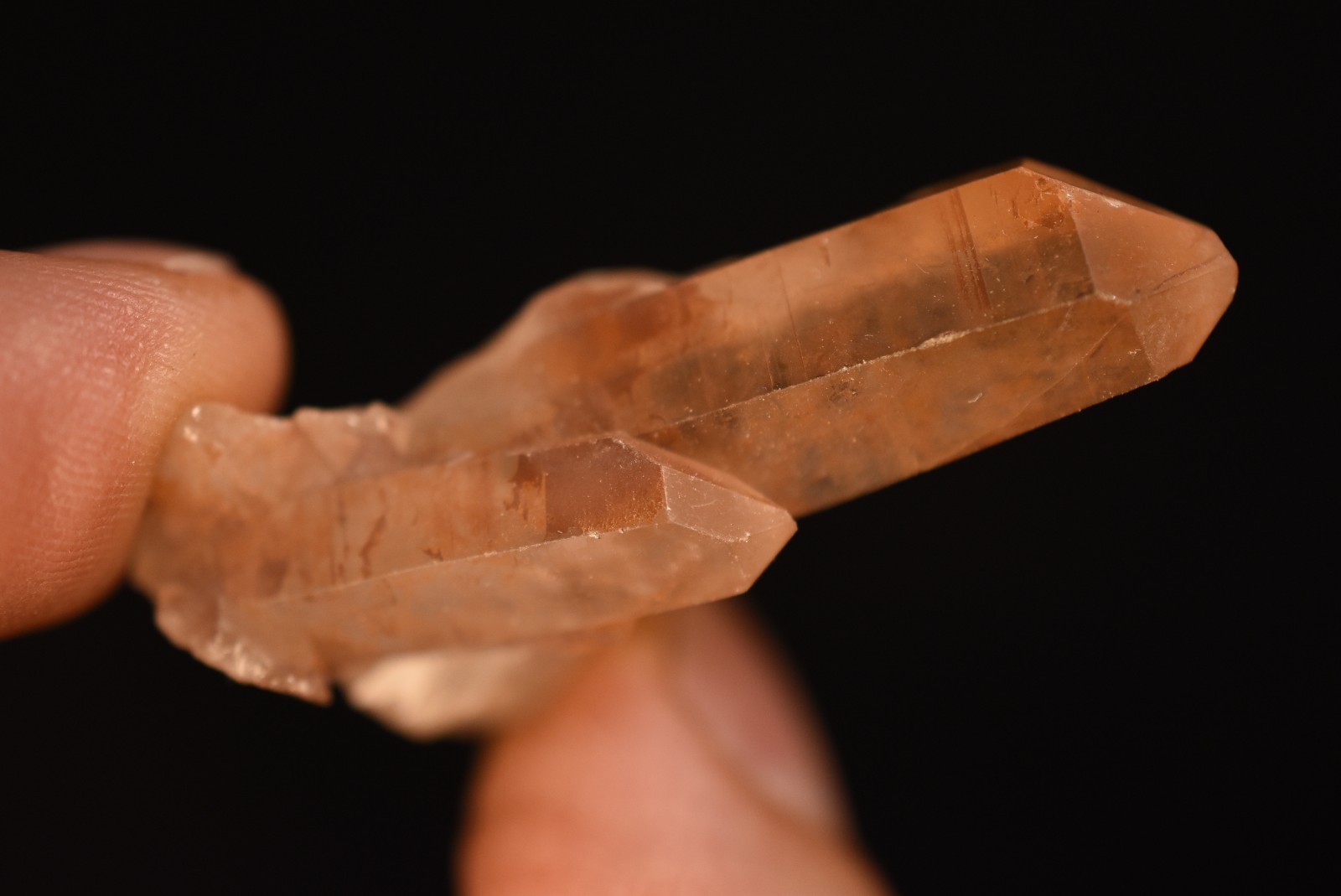 2 *TANGERINE QUARTZ* Crystals 3-4cm 23.8g Natural Stone, Trauma Shock