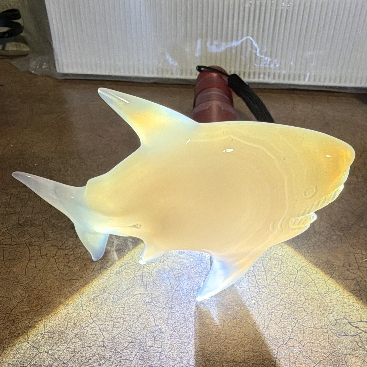 Cristal stone agate Shark Figurine Light-Up Glowing Sculpture Approx. 4 in Long