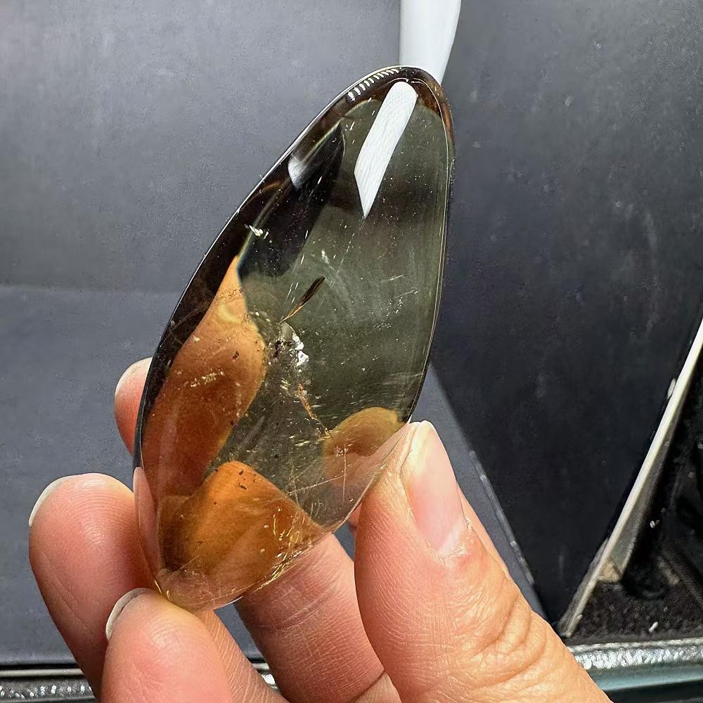115g Natural Citrine Quartz Carved Palm Energy Crystal Reiki Healing
