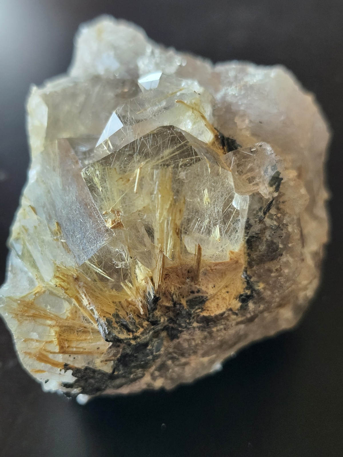 Rutilated Quartz.unique. Gold Needles. Colorado. Crystal Cluster.Energy,relax
