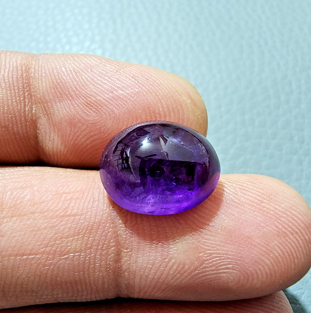 8.50 Crt Beautiful Purple Amethyst Gemstone Purple Amethyst Oval Shape Cabochon