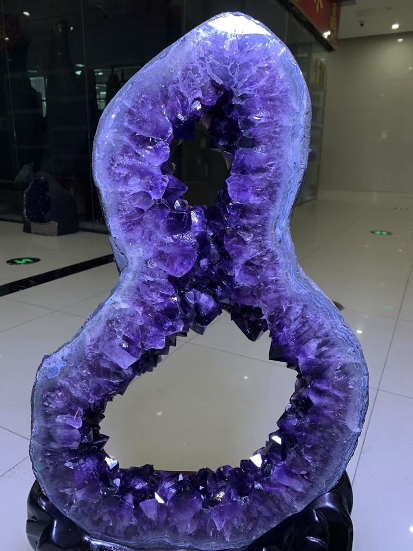 76LB Natural Amethyst Crystal Cave Decor Stone Cathedral Geode Specimen Stand