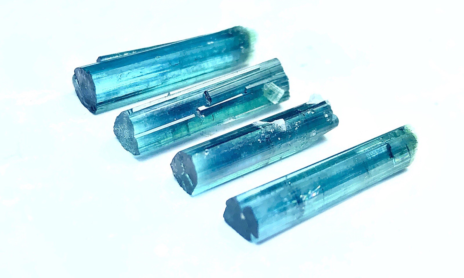 Beautiful Naturel Top Quality indicolite color Tourmaline crystal from afg