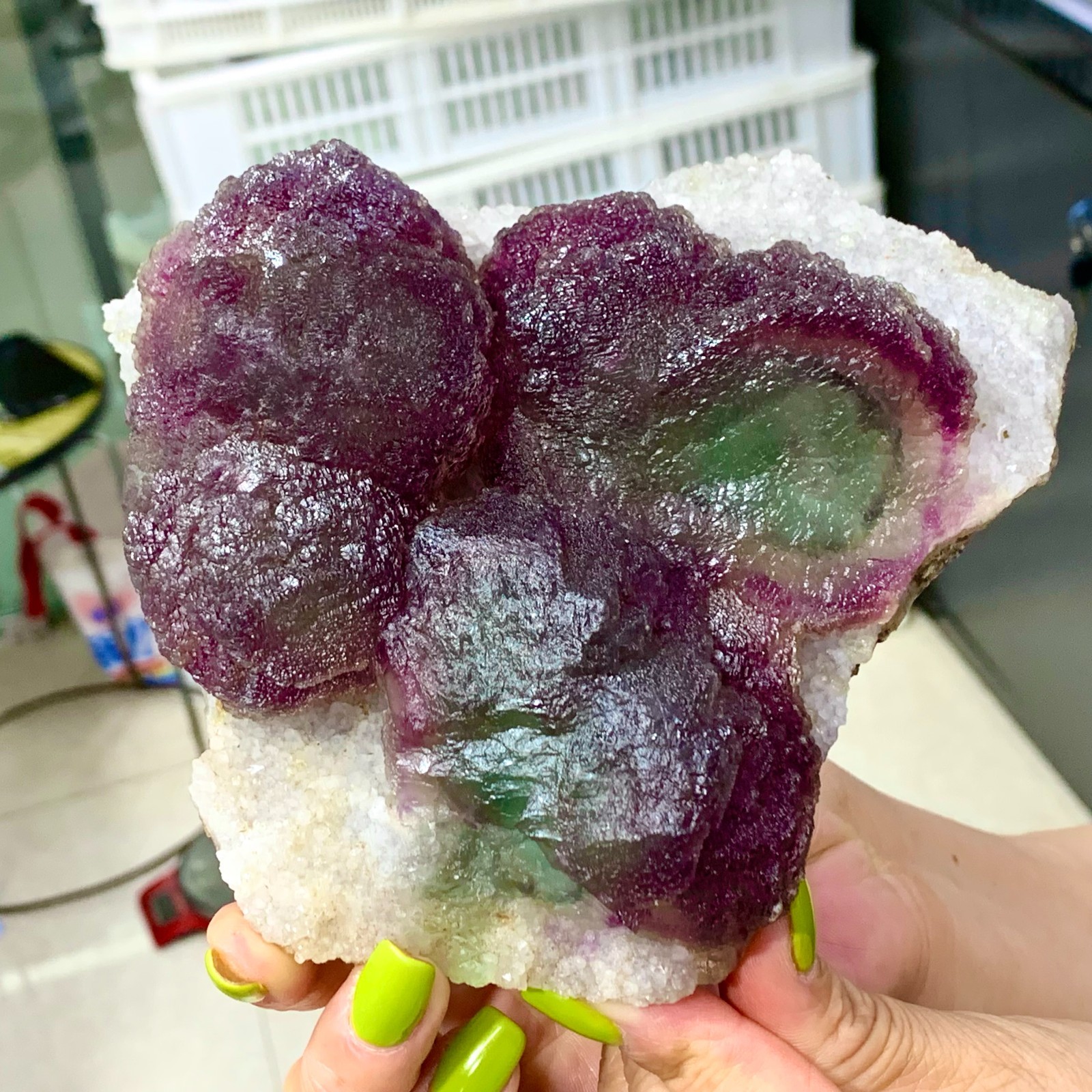 105G Rare transparent purple cubic fluorite mineral crystal sample/China