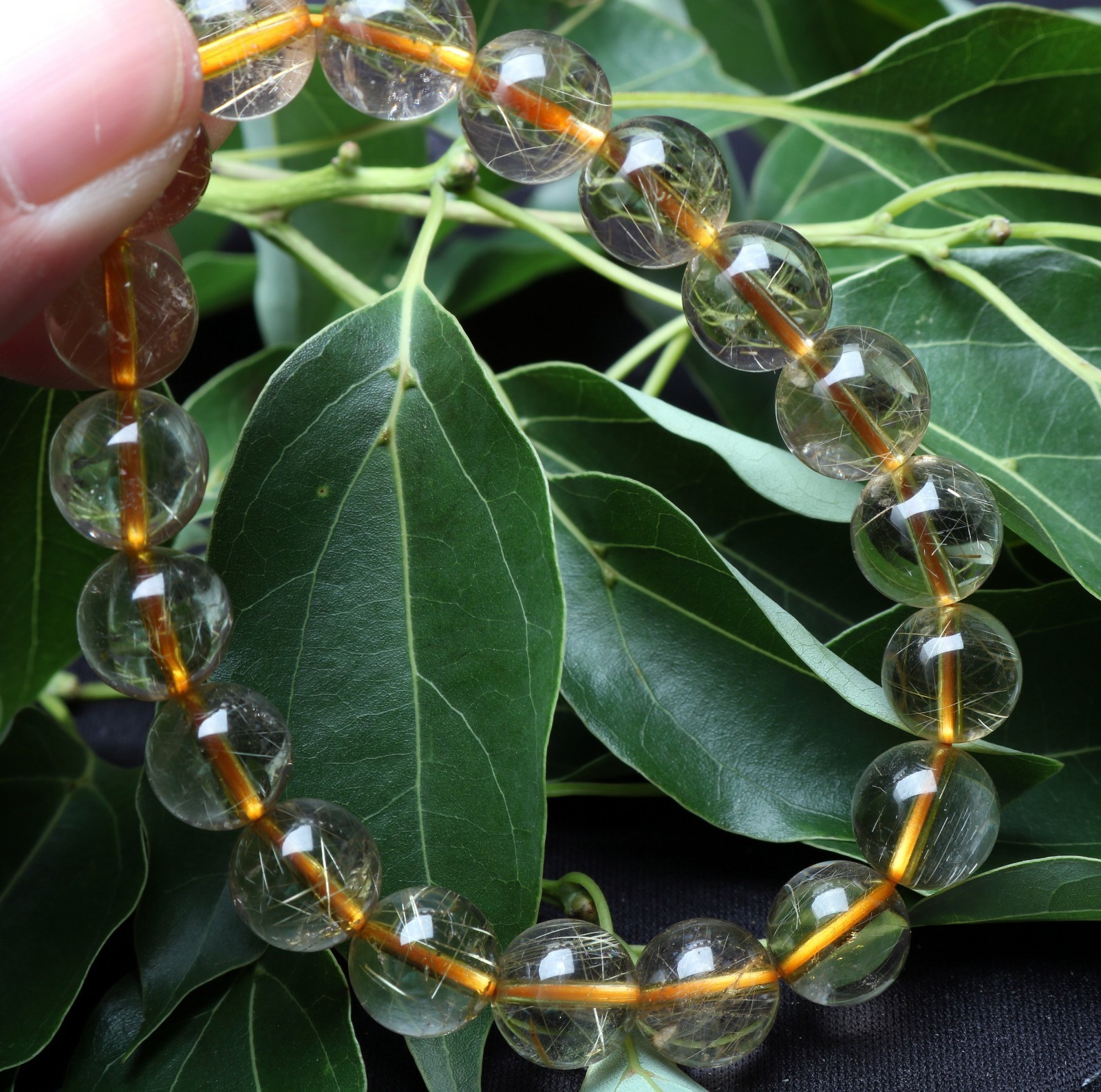 29.8g Rare Natural Clear Gold Rutilated Quartz Crystal 10mm Round Bead Hand cate
