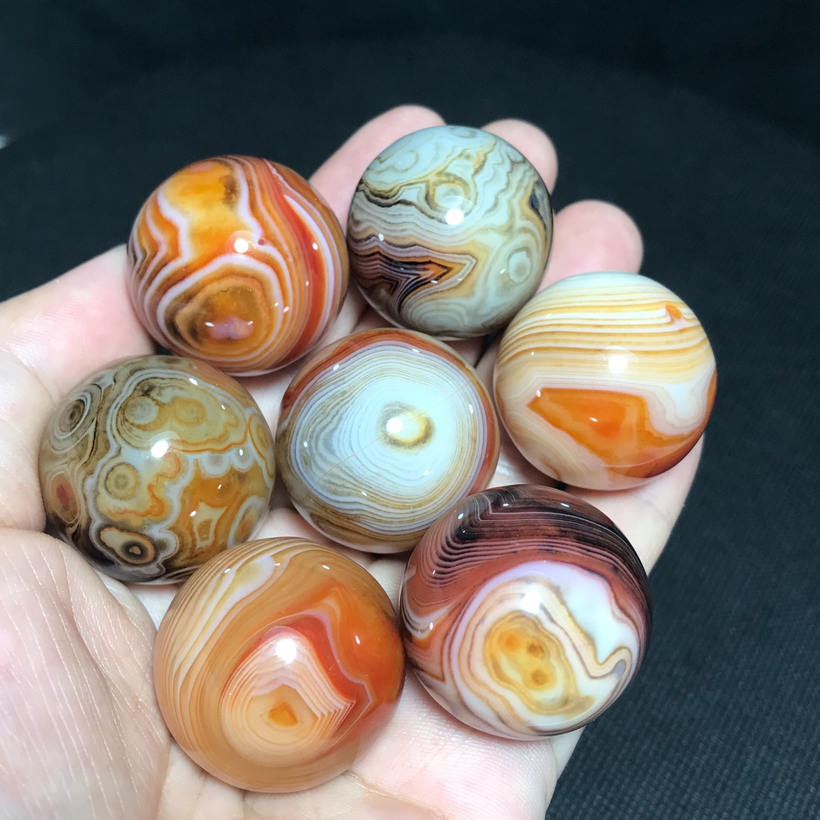 191g 7pcs 26mm Polished Silk Banded Lace Agate Ball Madagascar+base 477
