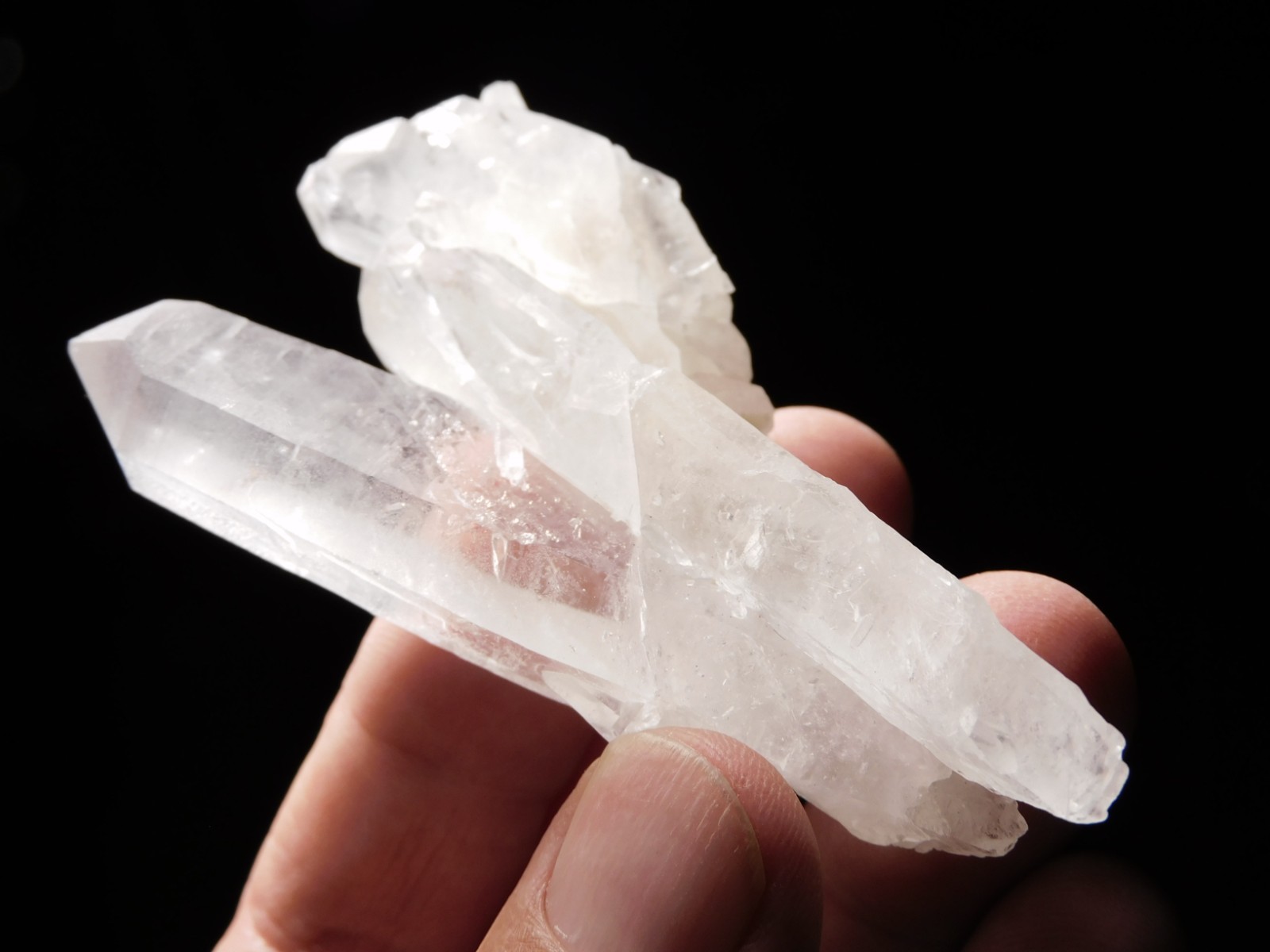 Four Points! Translucent! QUARTZ Crystal Cluster 100% Natural Brazil 70.1gr