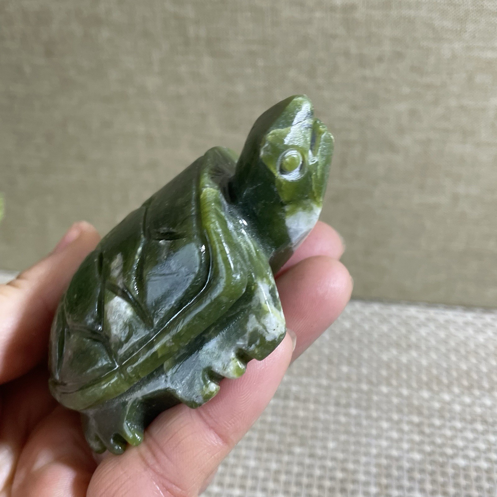 129g hsiuyen jade Quartz Hand Carved tortoise skull Crystal Healing