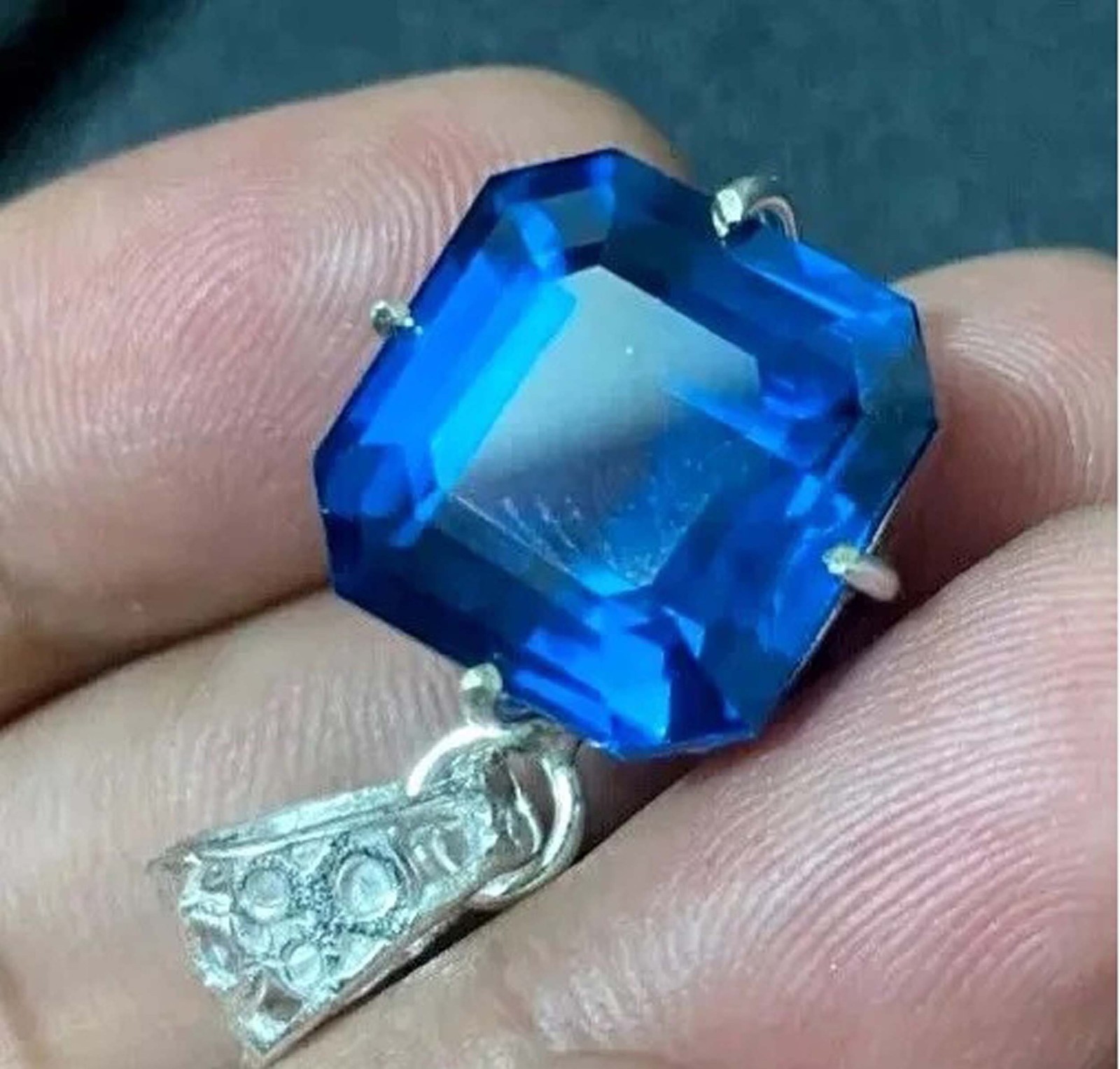 Certified 40.15 Ct Natural Blue Sapphire Pendant Solid 925 Sterling Silver” 5DOX