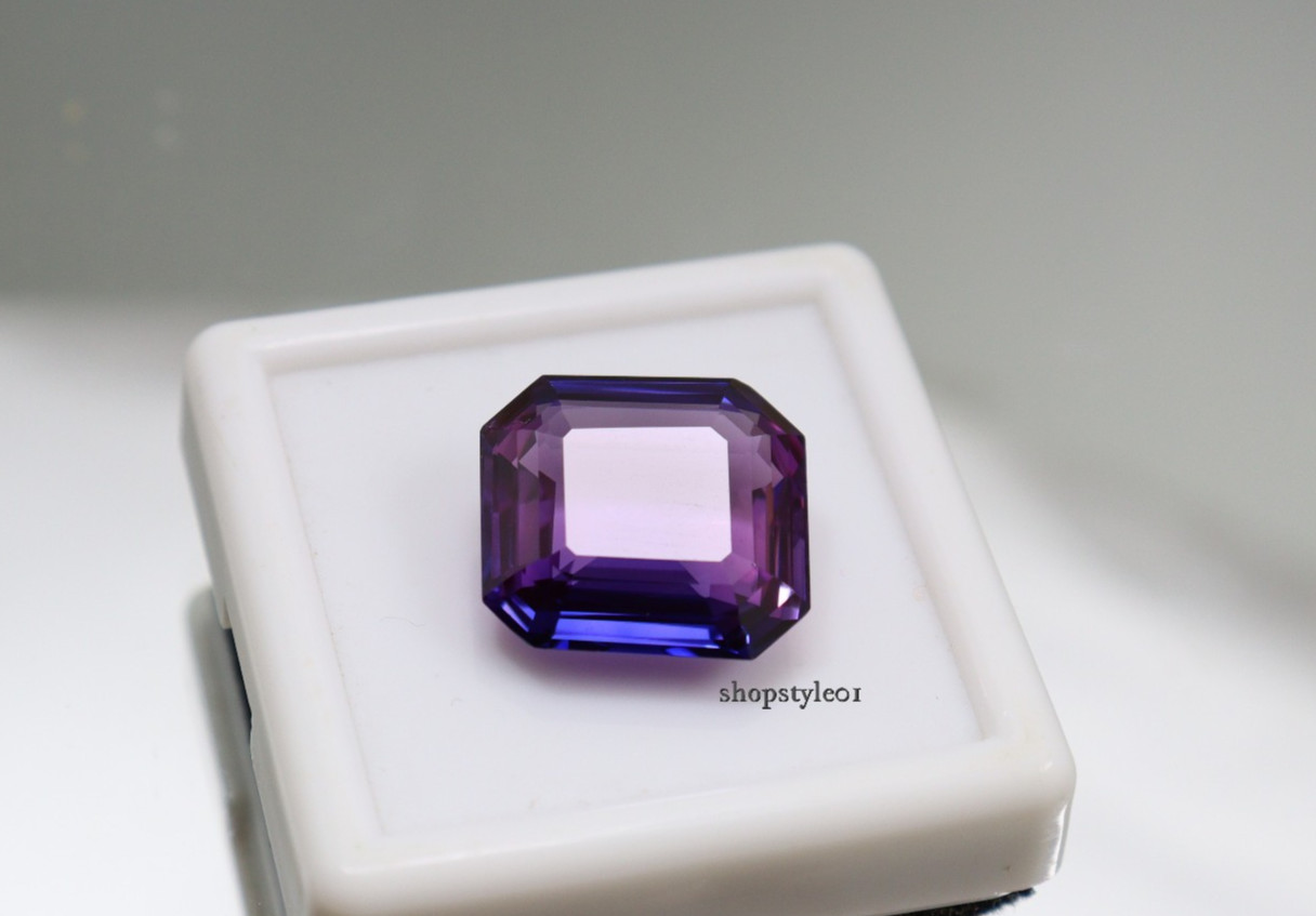 Natural Purple Amethyst 15.40 Ct – Radiant Cut Loose Gemstone (14.6 × 15.7 × 7.0