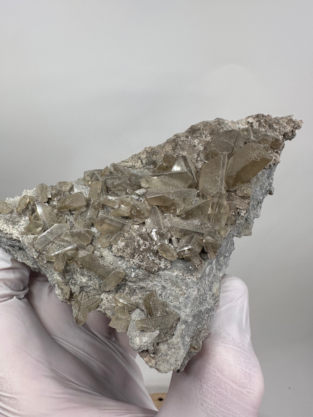 New Find__Large CLEAR Fluorescent BARITE Crystal Cluster___Linwood Mine , Iowa