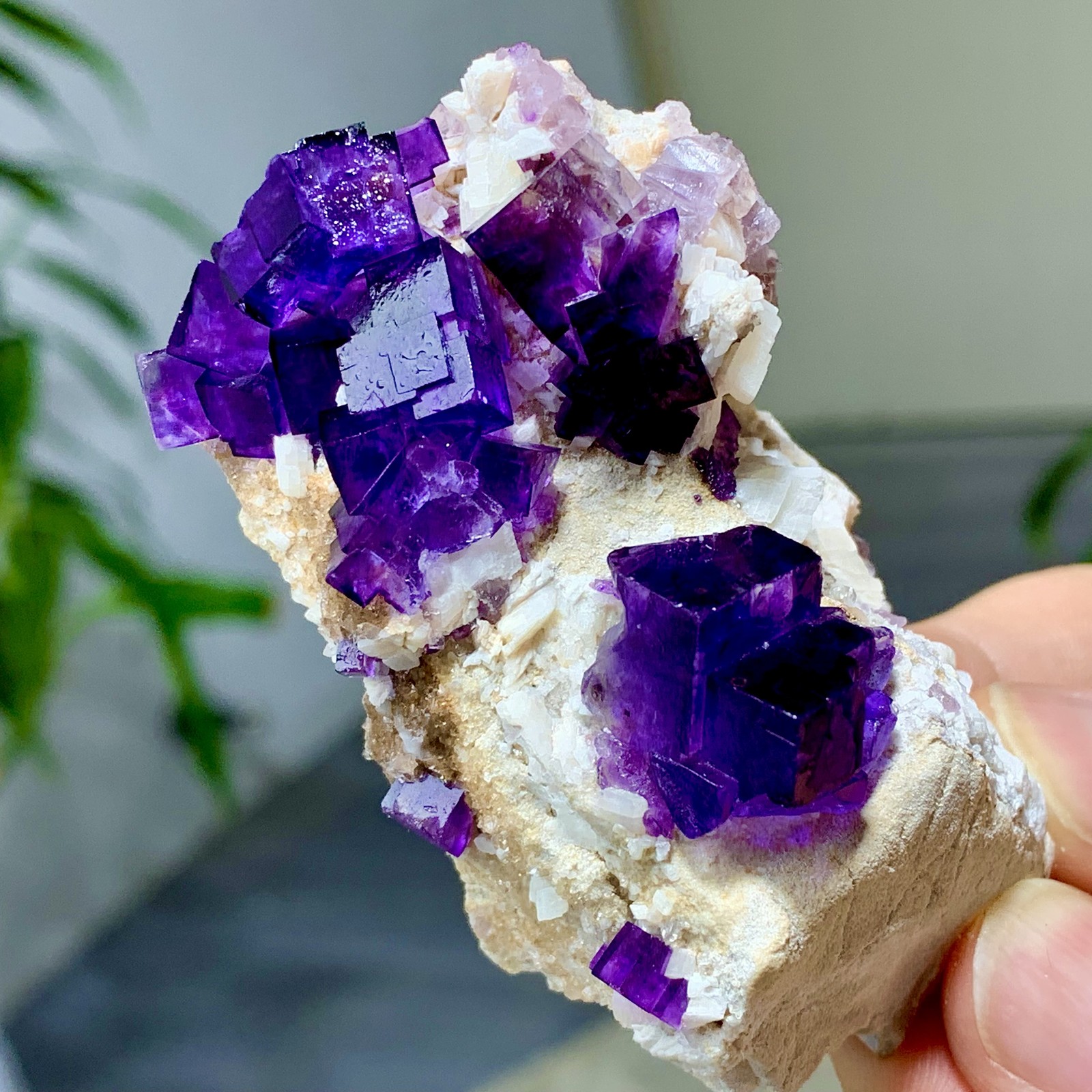 100G Natural Yaogangxian Step-type Purple Fluorite High Quality Collectibles