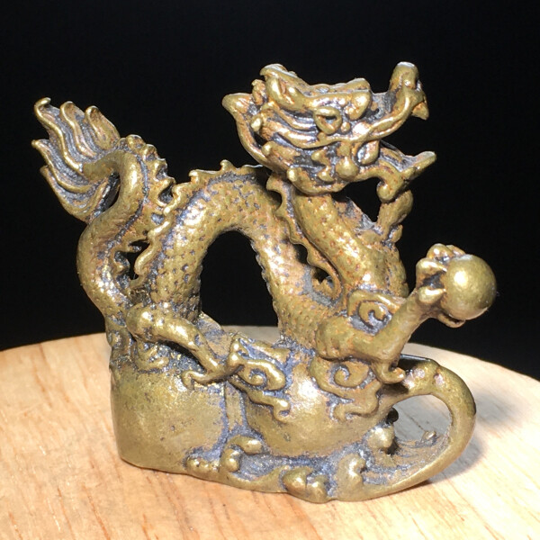 89g Ancient Chinese Handcrafted.Brass Exquisite.Perfect dragon sculpture.gift