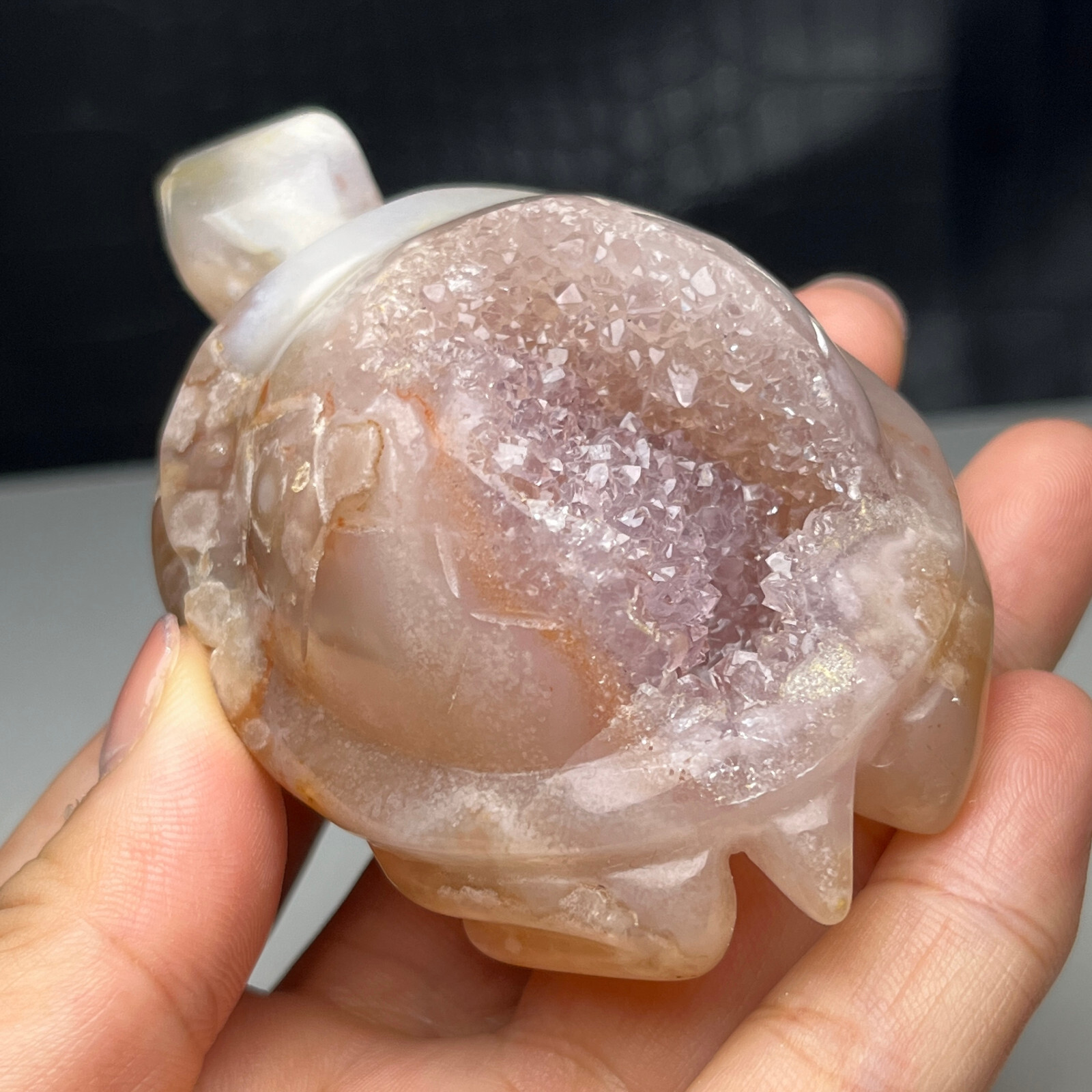 199g Natural Crystal Mineral Specimen. Geode Agate. Hand-carved Tortoise.Gift.KC