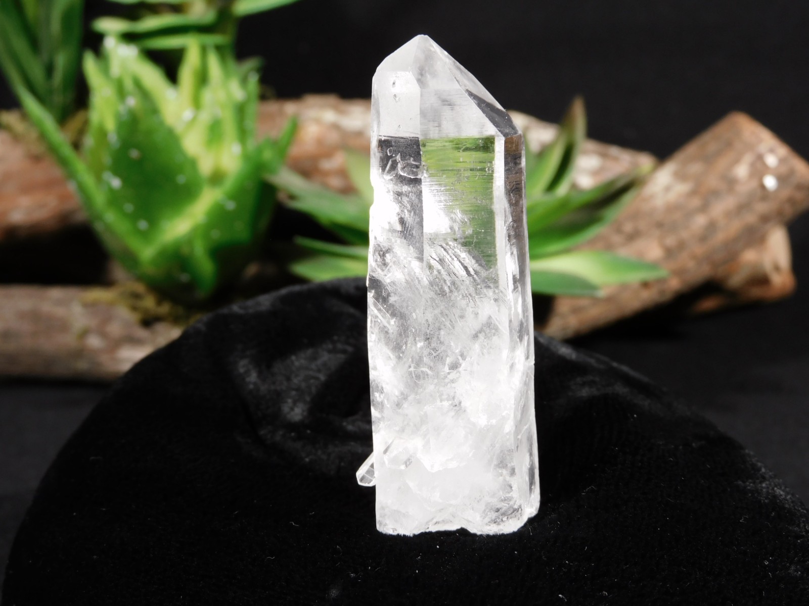 Smaller SUPER Translucent! QUARTZ Crystal 100% Natural Brazil 37.6gr