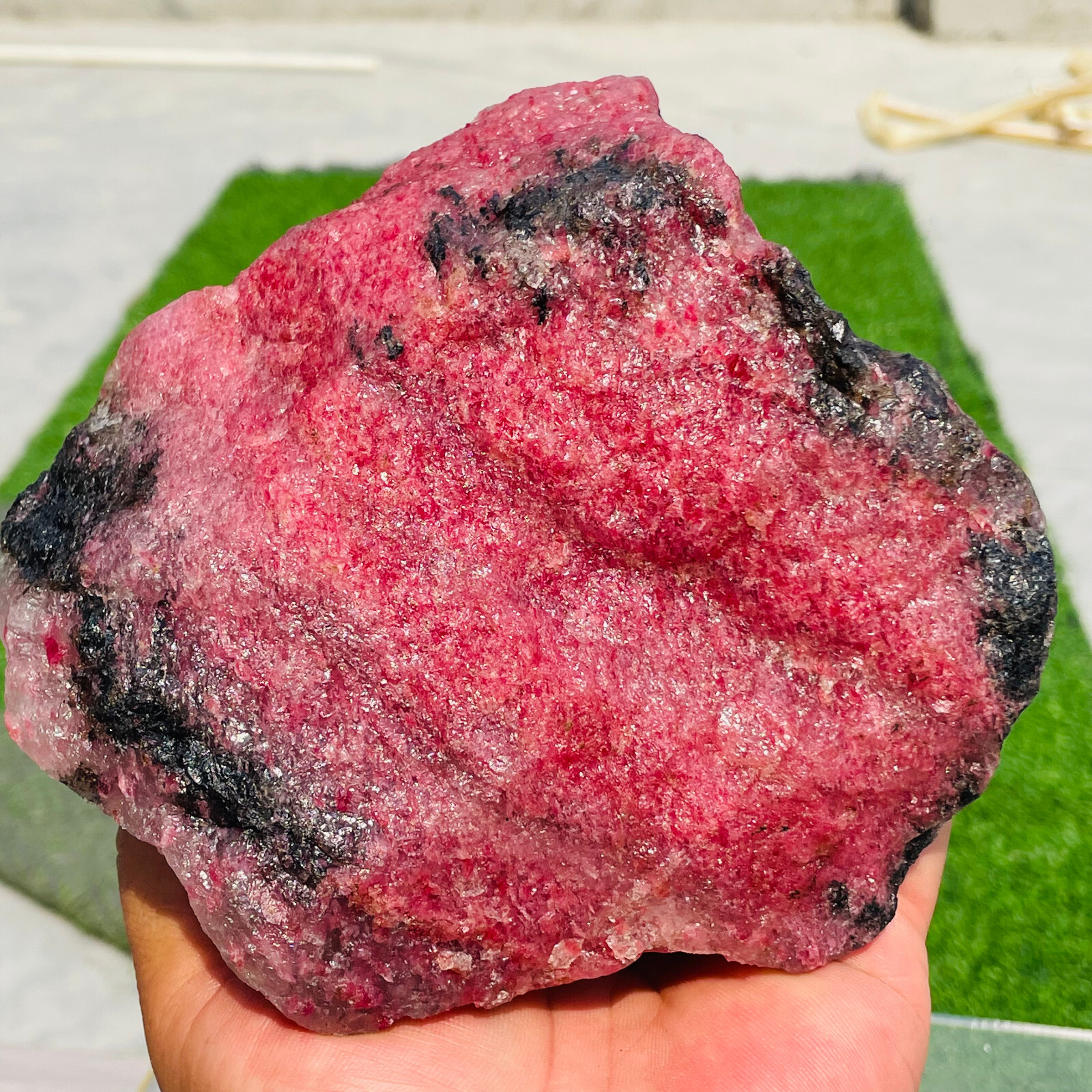 1708g Natural Pink Red Rhodonite Quartz Crystal Gemstone Rough Specimen Healing