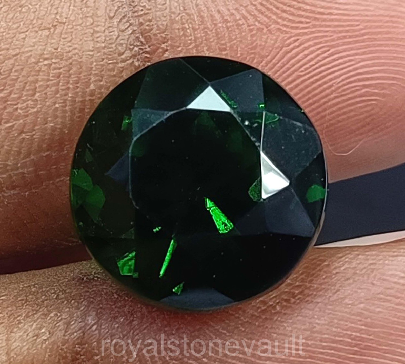 Natural 11.90 Ct Green Emerald Round Shape Loose Gemstone IGL Certified 5ADC