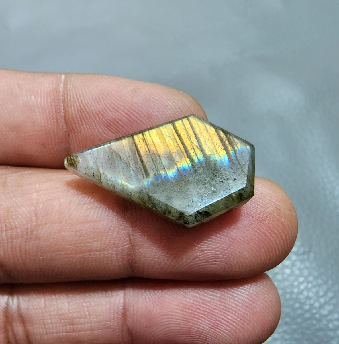 22 Crt Outstanding Labradorite Cabochon Coffin Shape Loose Gemstone For Jewelry