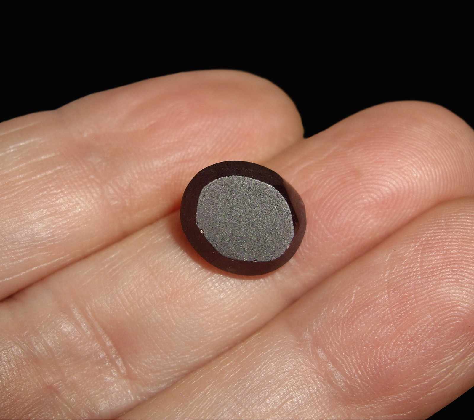 Star Garnet Polished Cabochon, 7.8cts