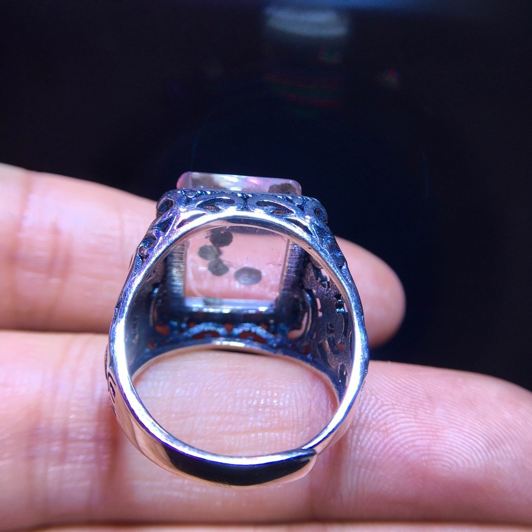 Full bezel brass ring