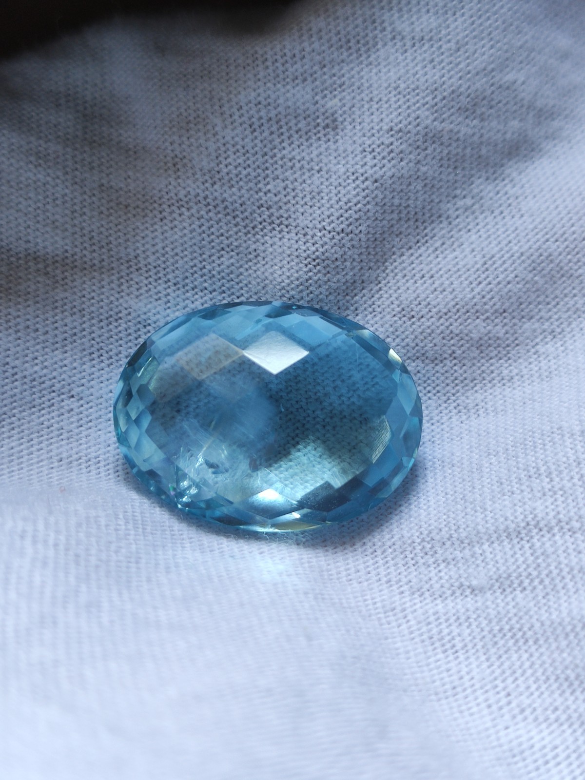 Rare 2 Pieces in 1 Blue Topaz With Rare Rainbow schiller effect : 24 Carats
