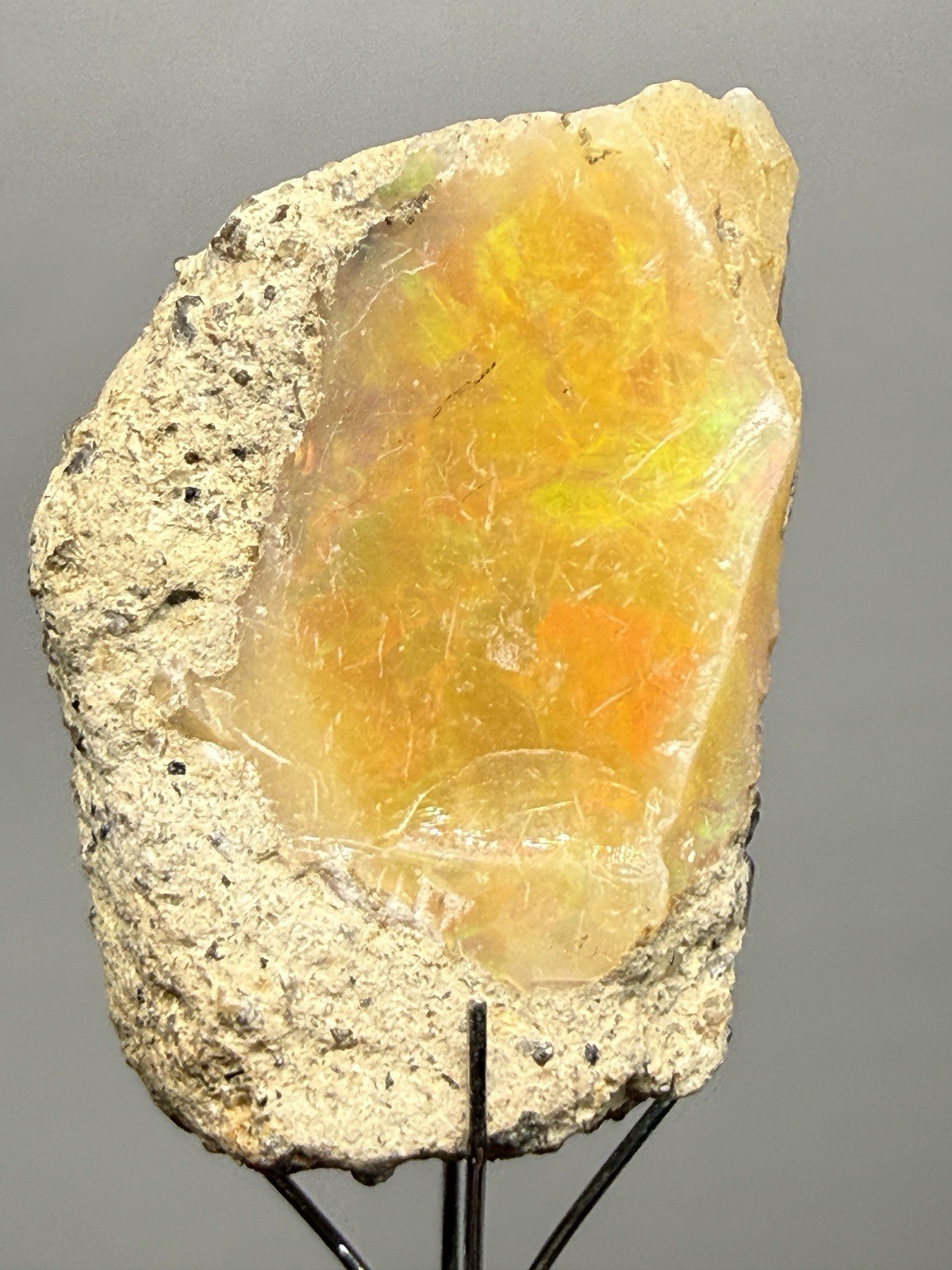 Precious Opal with Multi Color Play | Welo, Ethiopia