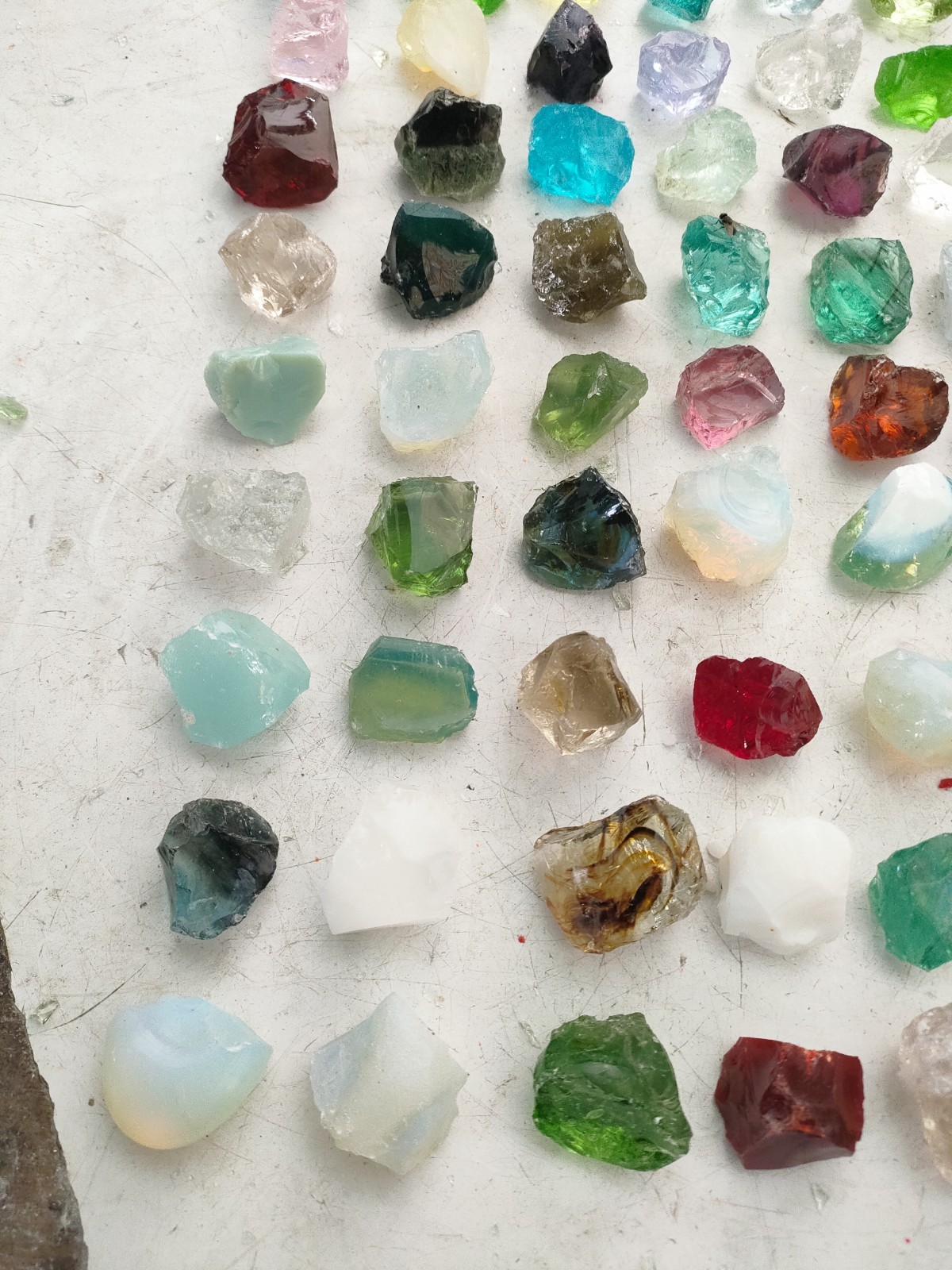 1.49kg(EB150)63pcs/63 Colours Rare Combination of Andara Crystal Monatomic