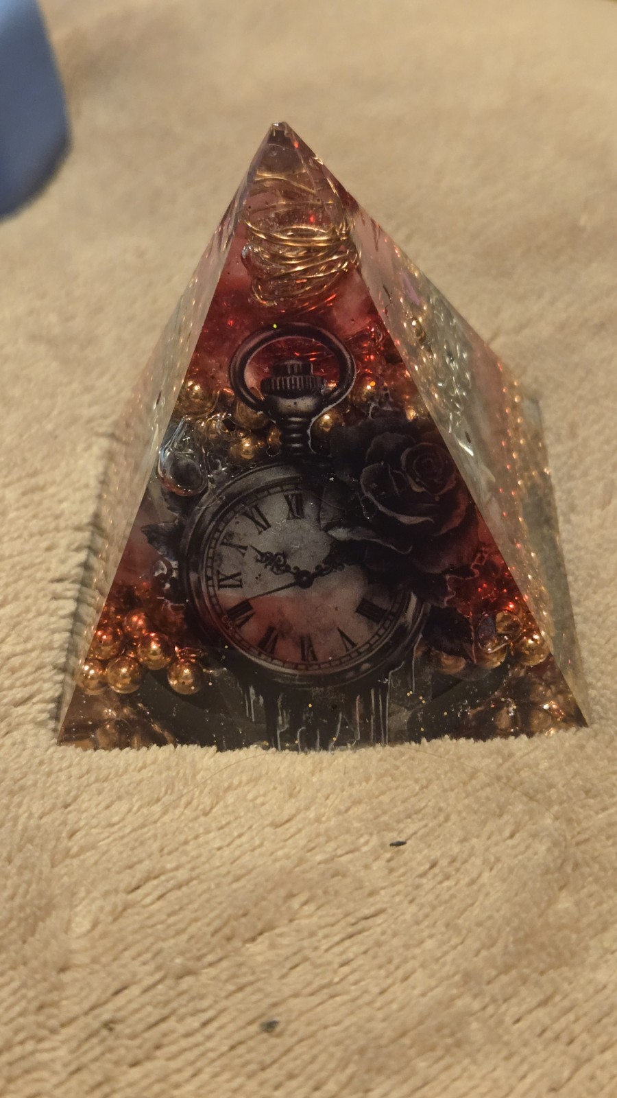 Dark Feminine Rose Quartz Orgonite Pyramid – 2.25″ Steampunk Gothic Decor