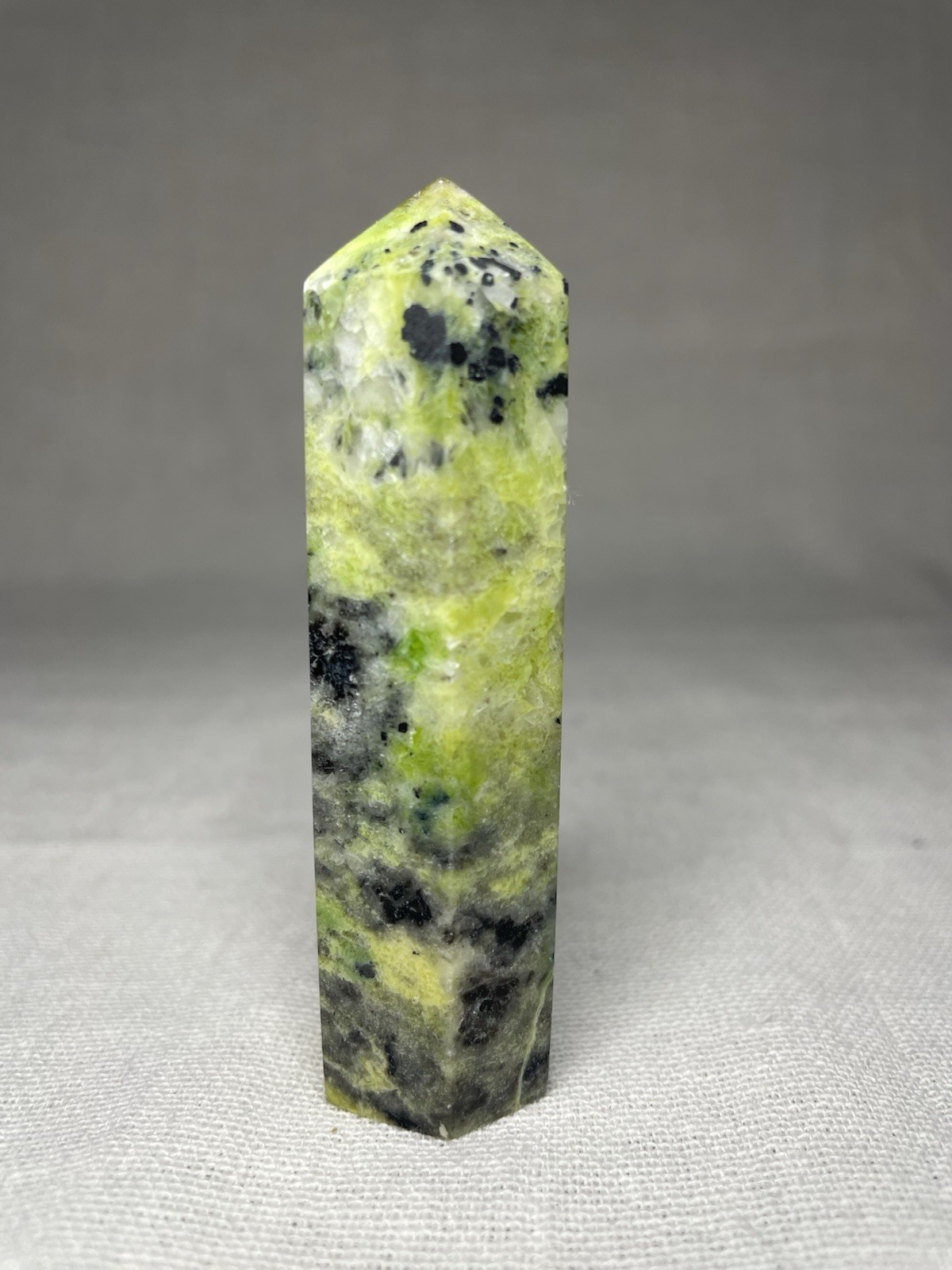 Genuine Serpentine Tower Obelisk Point 65g Bright Green