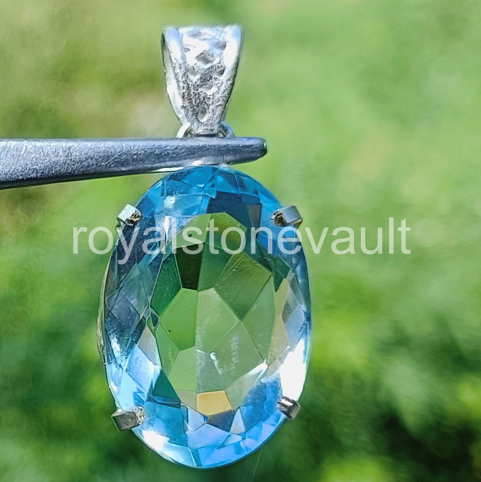 65.70 Ct Natural Blue Aquamarine Oval Shape 925 Silver Pendant IGL Gemstone 6AHV