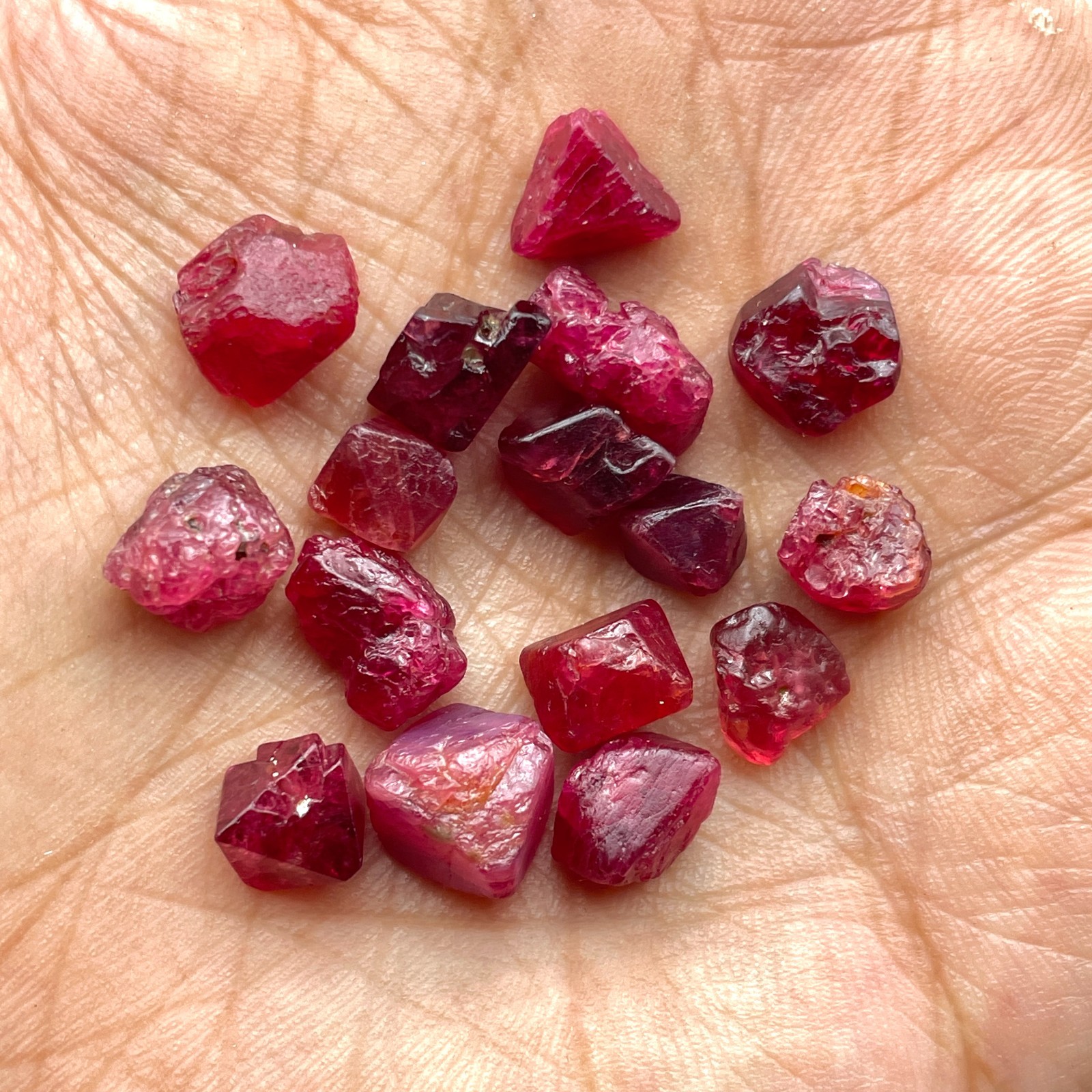 25 Pcs Natural Spinel Rough Gemstones from Burma | 5-8mm Untreated Raw Crystals