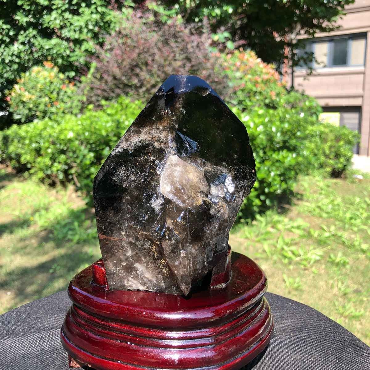 2030g Natural tea crystal specimen + pedestal MH2304