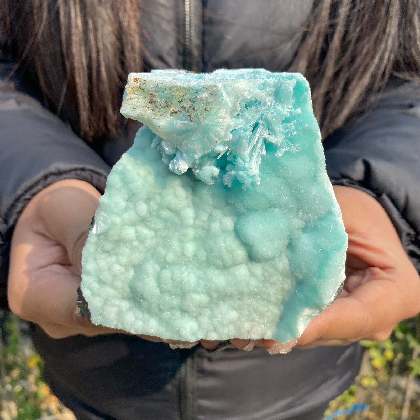 453G Natural Clear Blue-vein Crystal stone Rare Mineral Specimens China