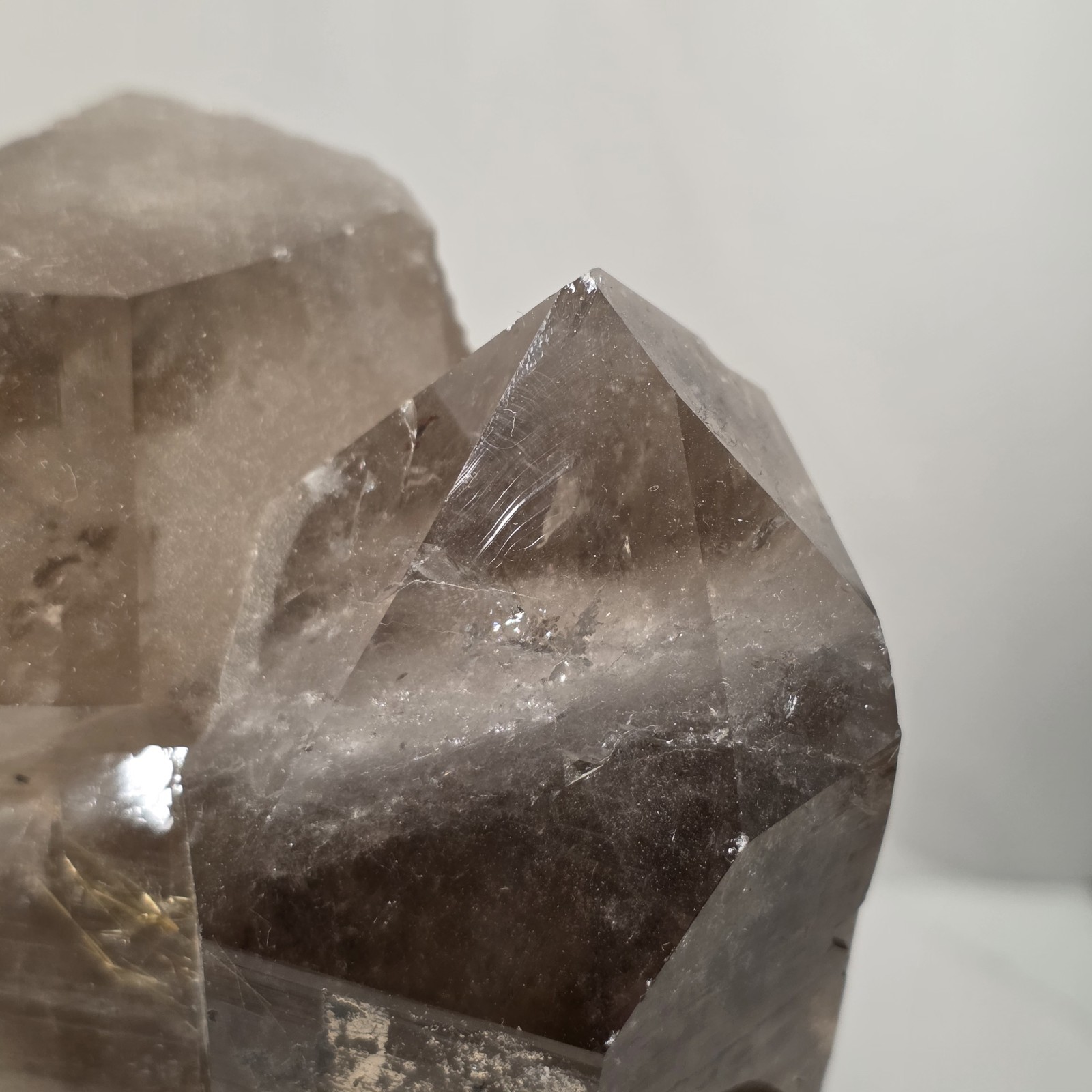 Natural Smoky Crystal Quartz Semi-polished Point Reiki Healing 3LB 5″ CHIPPED