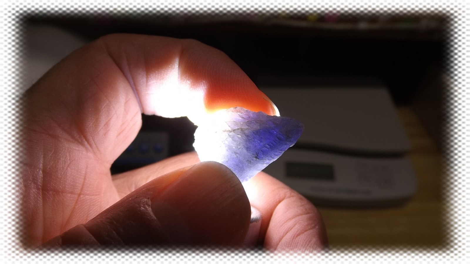2 lbs : Authentic Blue Sapphire Corundum Natural Rough Gemstone Crystal Pieces