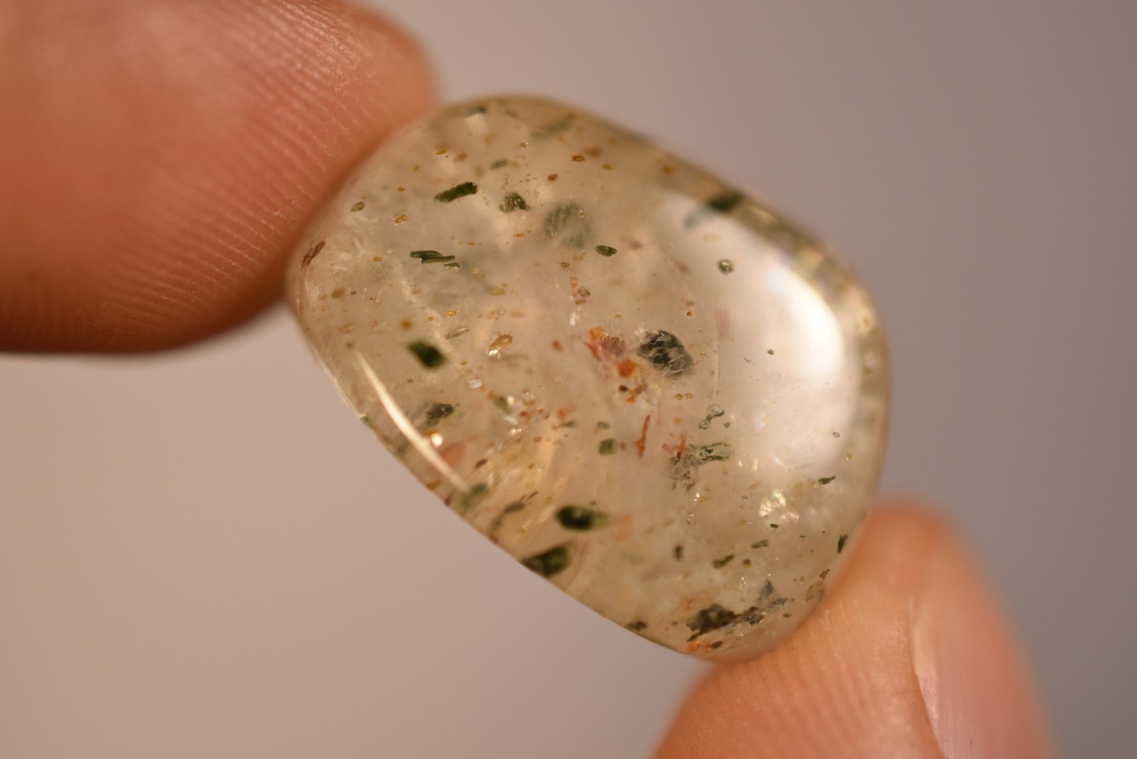 *GREEN TOURMALINE QUARTZ* Tumbled Stone 2.4cm 11.5g Tourmalinated Natural Stone
