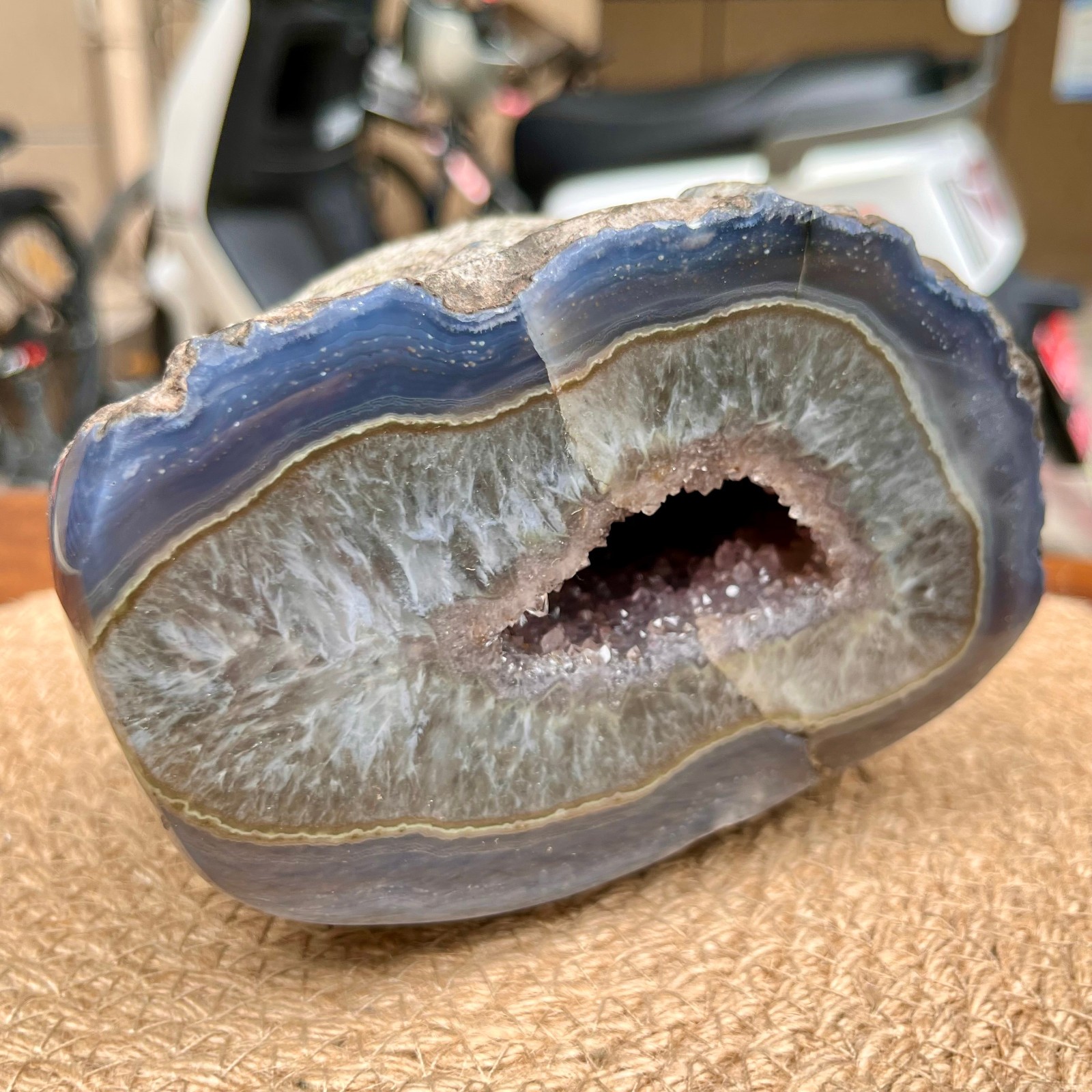 5.8 lb Natural Crystal agate Cluster Cave Gift Display Stone Decor