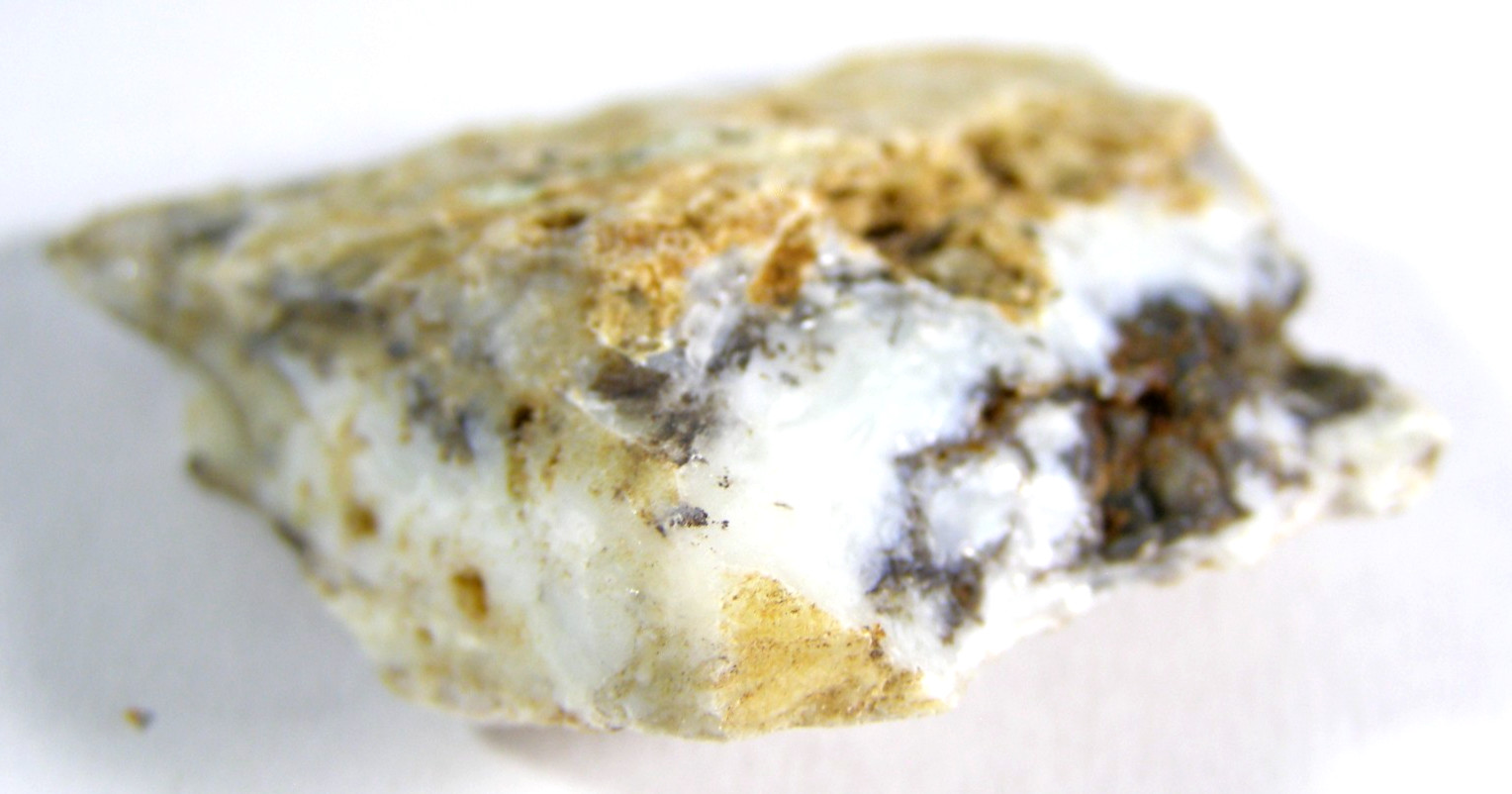 SMALL RARE NATURAL MOUNT SHASTA OPAL PIECE 4.0 x 3.7 x 1.5 cms 15.62 gms #13