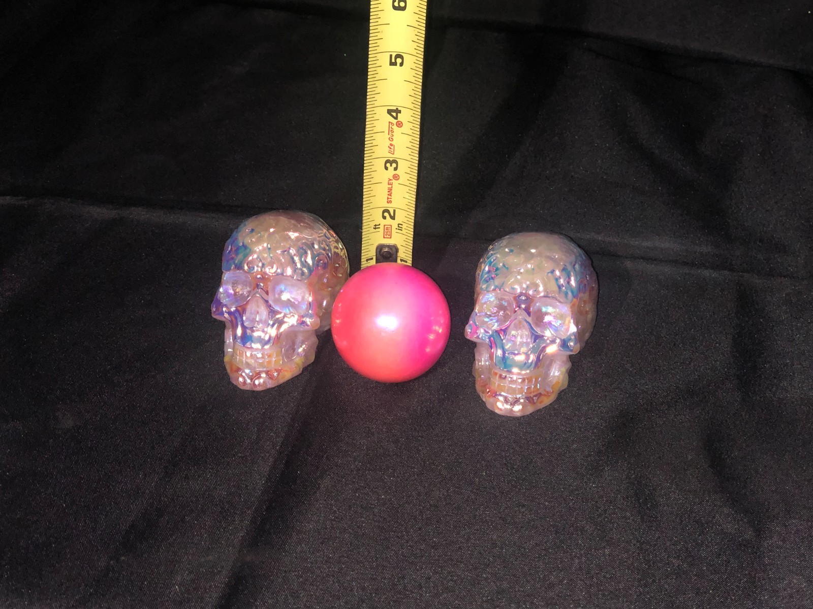 BEAUTIFUL DECOR 2 QUARTZ SKULLS WITH ELECTRO AURA PLATING AND PINK SPHERE