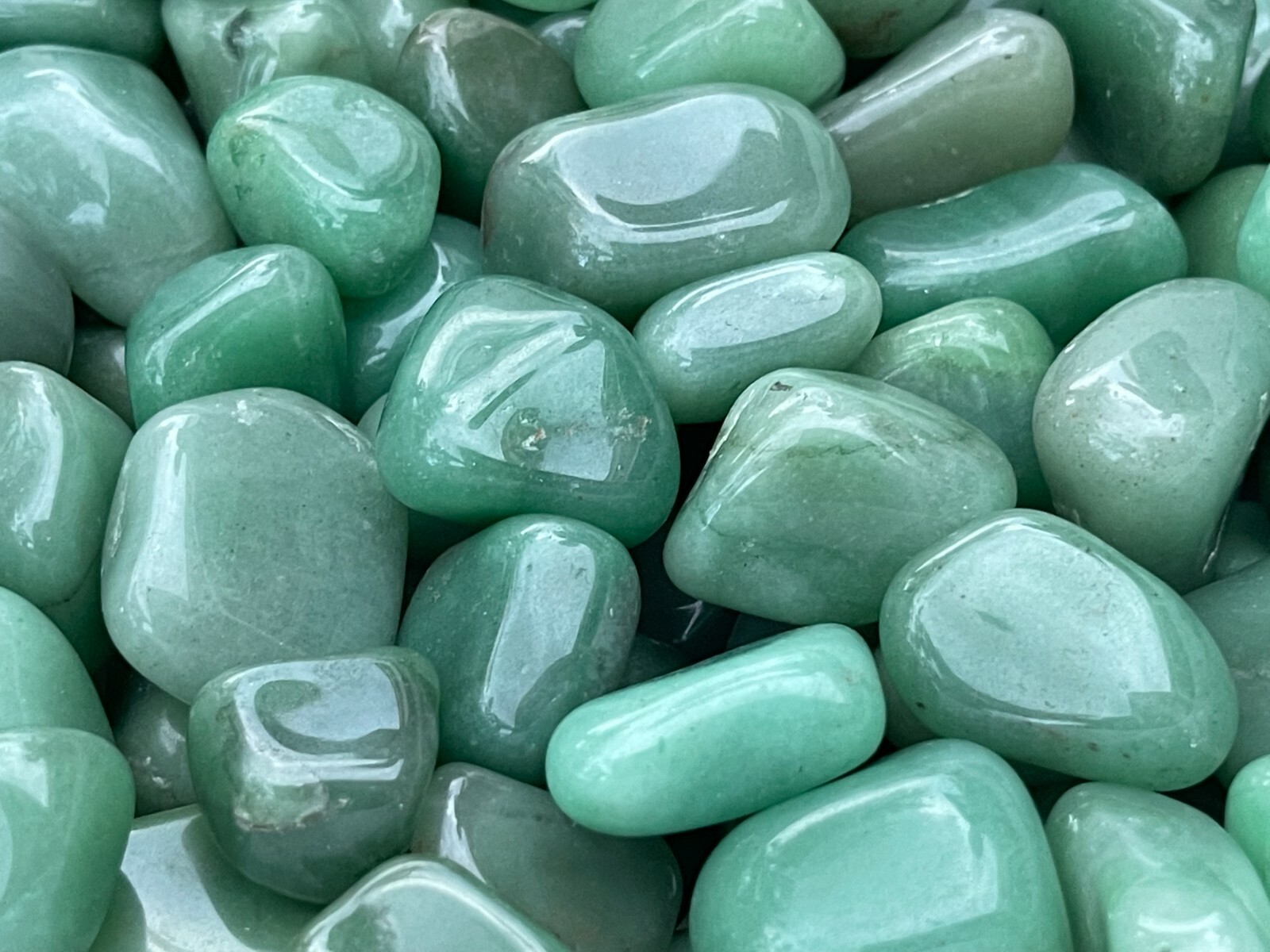 Green Aventurine Tumbled Stones, 0.75″-1.25″ Tumbled Green Aventurine, Bulk Lots